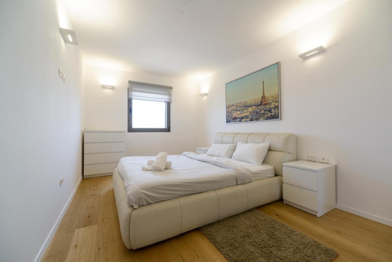 6 Ben Azariah - By Beach Apartments Tlv Tel Aviv Esterno foto